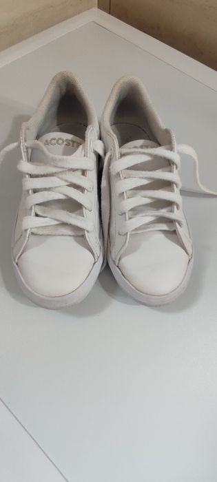 Buty białe Lacoste rozm. 29, dł. wkładki 19 cm.