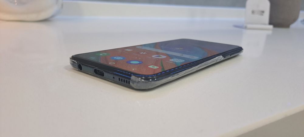 Samsung A40 SM-A405F