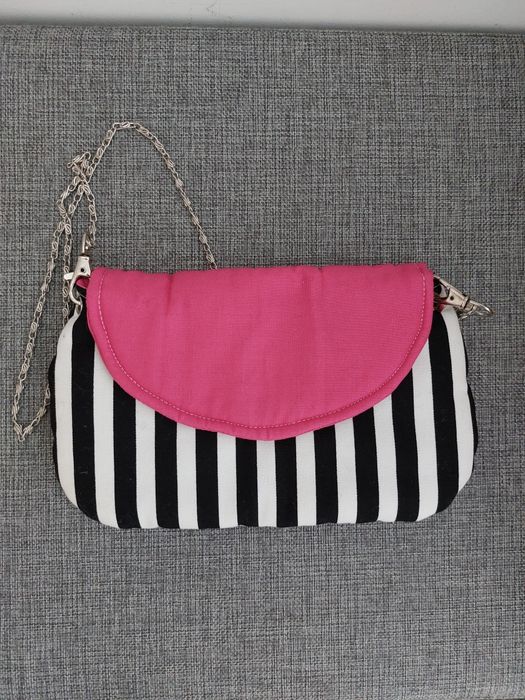 Carteira feita à mão