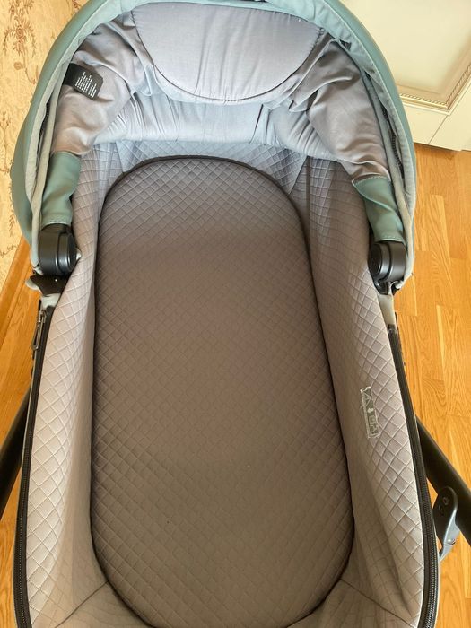 Продам коляску Anex