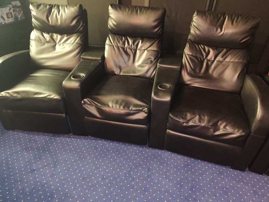 Sprzedam fotele kinowe