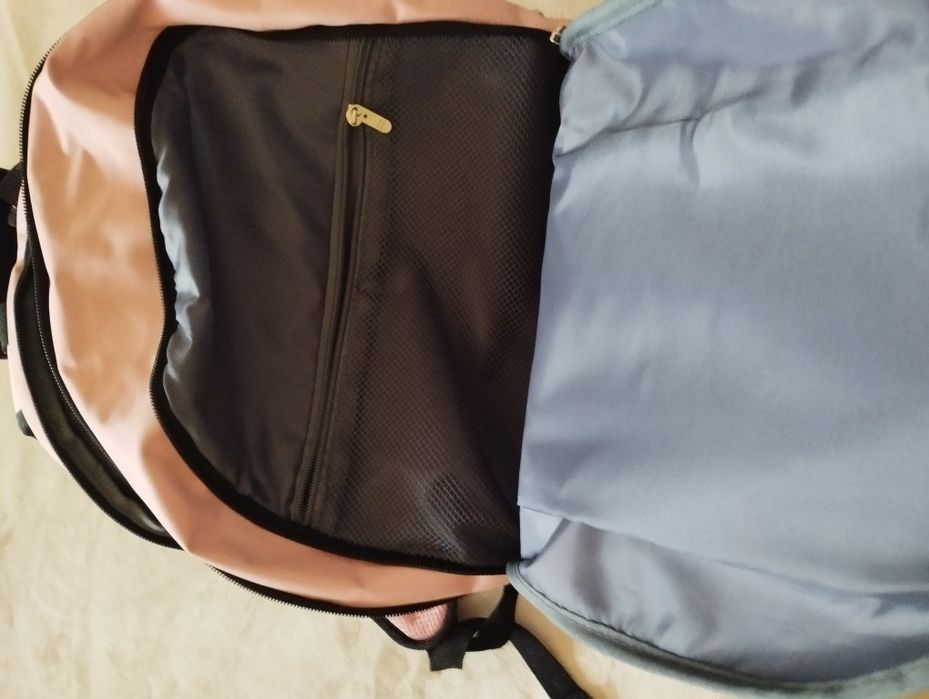Mochila Fila, rosa e preta