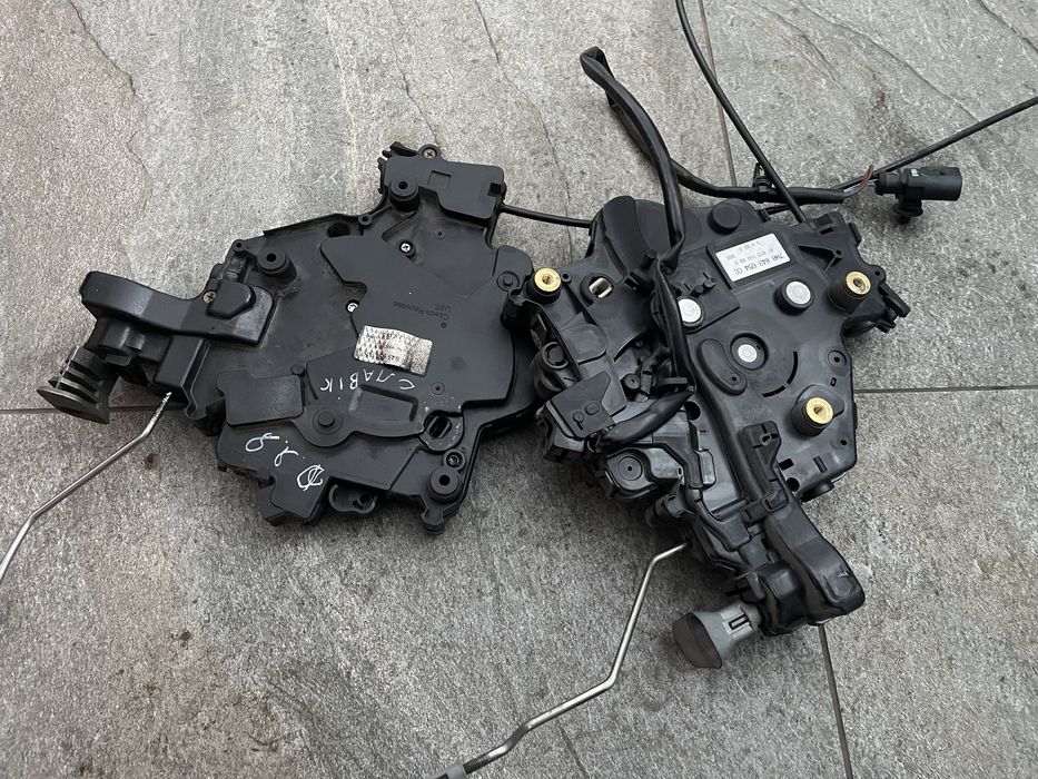 Замок бокових розсувних дверей VW T5 / Volkswagen Transporter T5