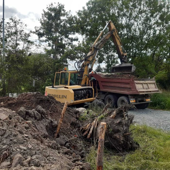 Usługi koparko-ładowarką CAT spychaczem gąsienicowym Wrocław Trzebnica
