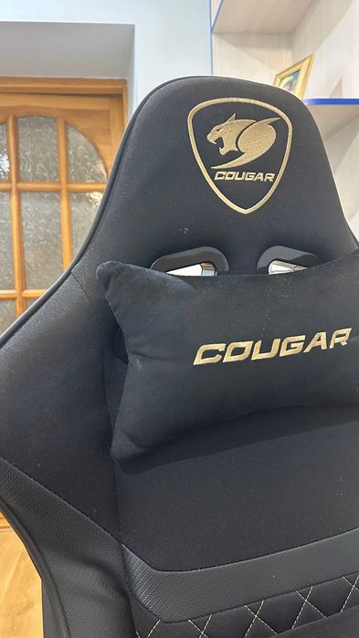 Продам крісло геймерське Cougar ARMOR ONE V2 GOLD F
