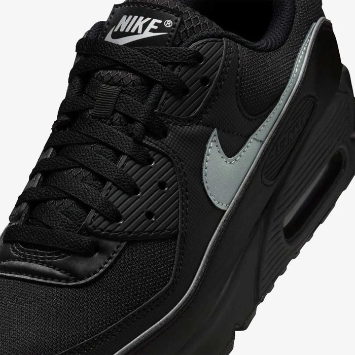 Nike Air Max 90 Premium
Black Reflective HV4517-002