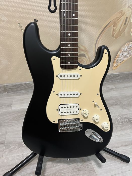 Електрогітара Fender Squier Stratocaster