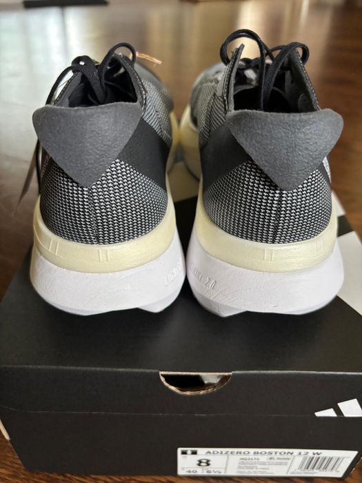 Нові бігові кросівки Adidas Adizero Boston 12 (Оригінал, 24,5 см)