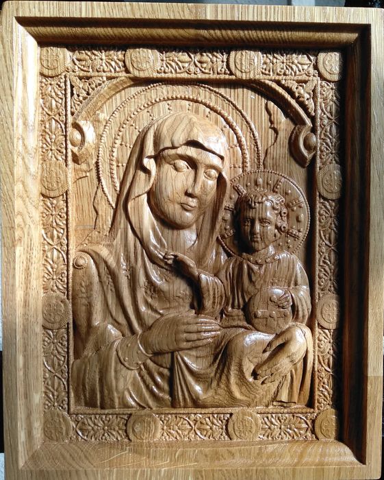 Иконы резные разные