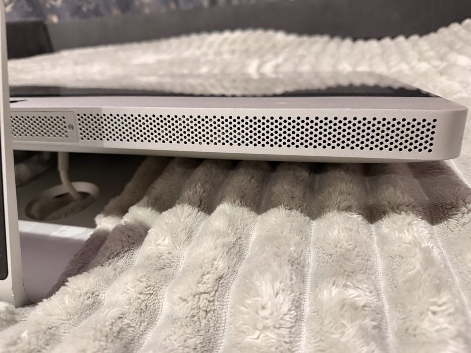 Apple iMac 21.5/27” (2011) — алюмінієвий, оригінал