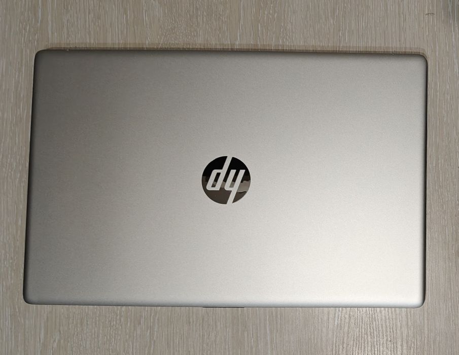 Ноутбук HP 17,3" FHD IPS, Ryzen 5 7520U, 16GB DDR5, 512Gb SSD
