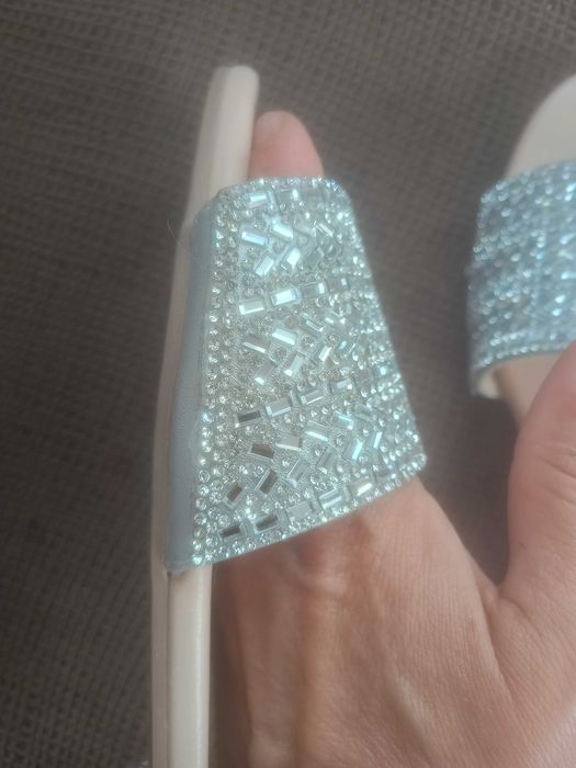 Klapki rozmiar 39 (38,5)