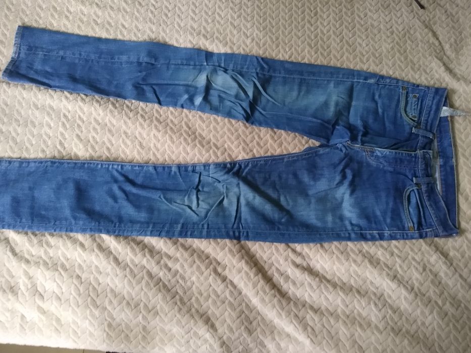 Spodnie Levi's 38
