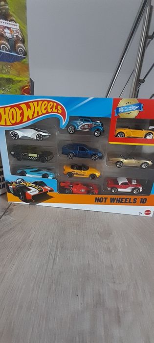 Tor Hot Wheels Monster Truck