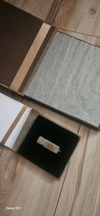 Album ślubny plus pendrive 8GB