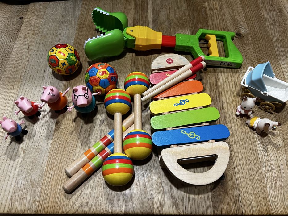 Zestaw zabawek + gratis!