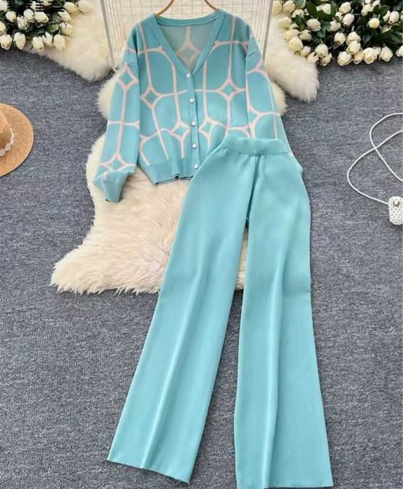 Костюм брючний жіночий, стильний костюм,