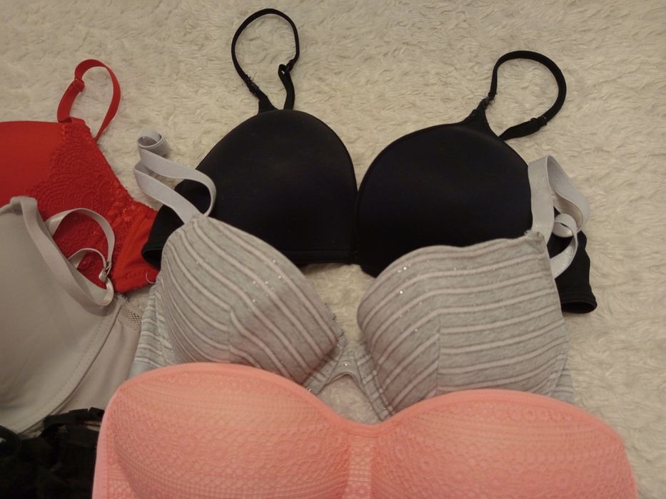 Zestaw biustonoszy 80B 9szt