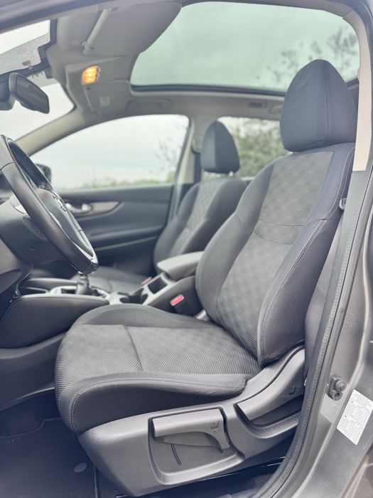 Nissan Qashqai 1.5 dci 2017 full extras 18 meses garantia