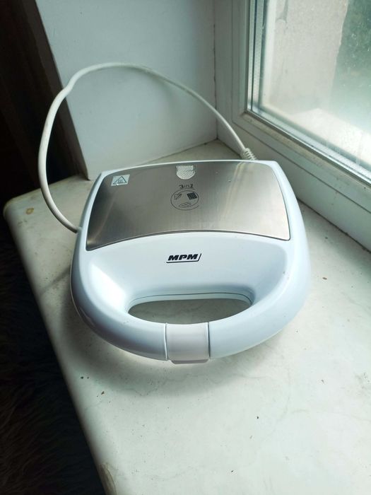 Вафельница-Сендвичница-Гриль MPM MOP-10M