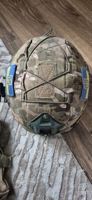 Шолом тактичний.