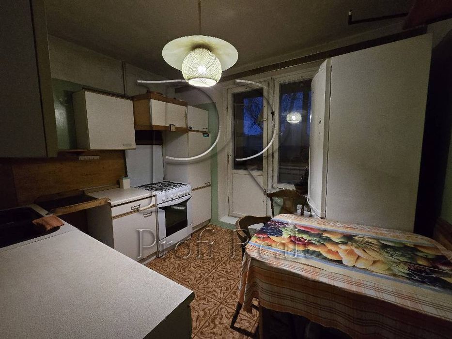 Продаж 2 кімн. квартири вулиця Солом'янська 41/м. Вокзальна