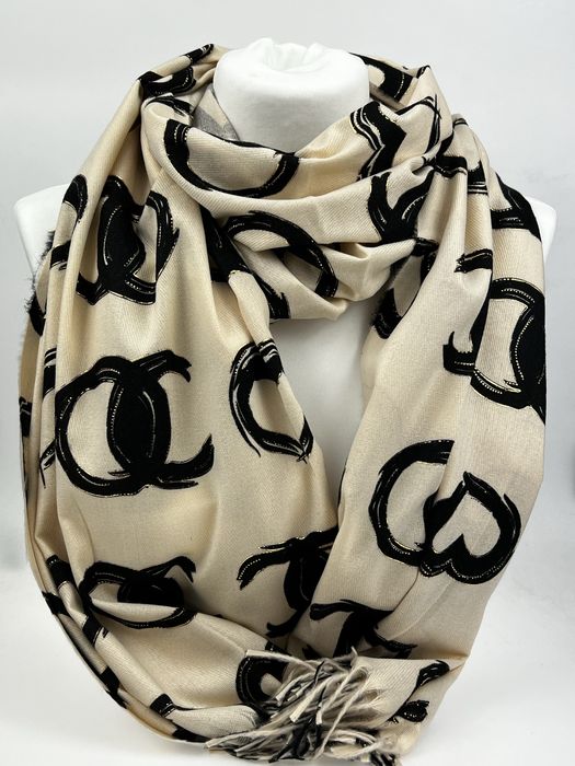 Szal jesienno-zimowy damski