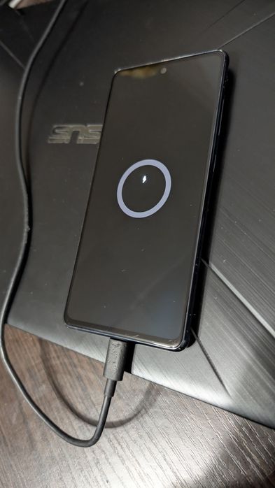Samsung Galaxy S20FE 6/128 на запчасти
