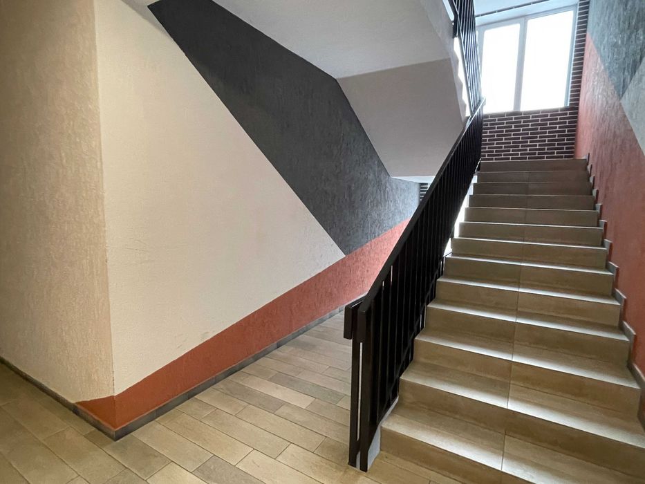 Продаж євро 2к квартири 40 м2 з ремонтом, меблями та технікою. Мін. оф