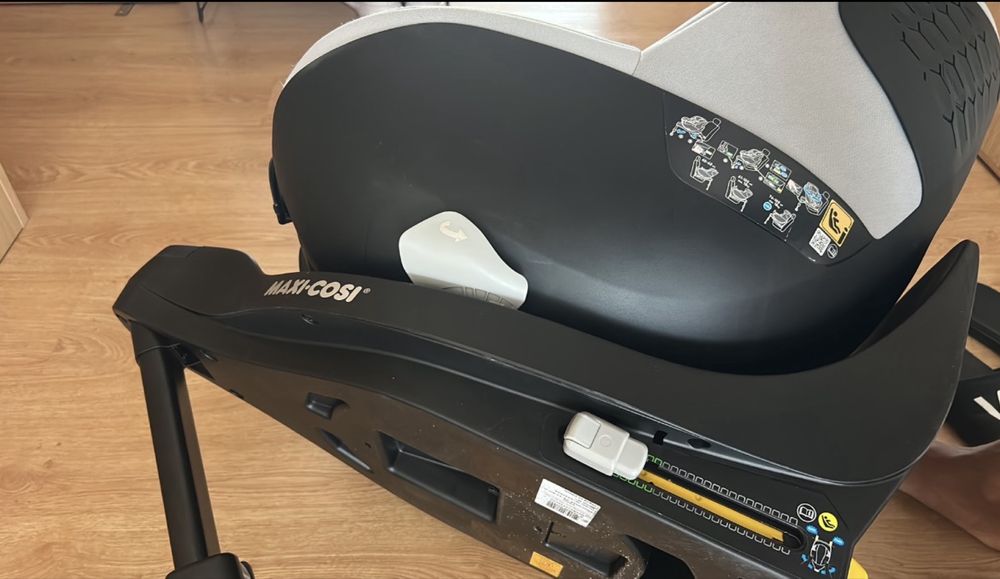 Cadeira auto Maxi cosi com base isofix