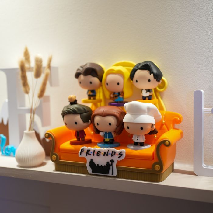 Podstawka pod figurki z serialu „Przyjaciele” (Friends) – McDonald’s