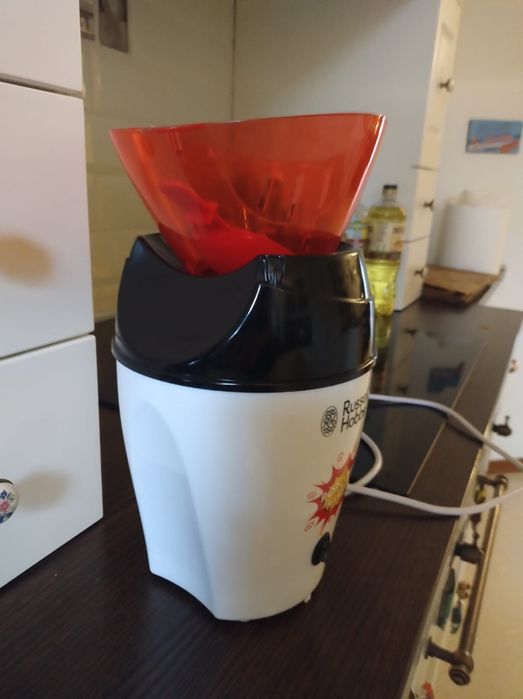 Maszynka do popcornu Russell Hobbs