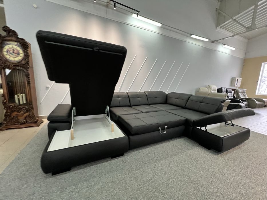 Великий мега диван чорний розкладний з нішами виставковий стан новий