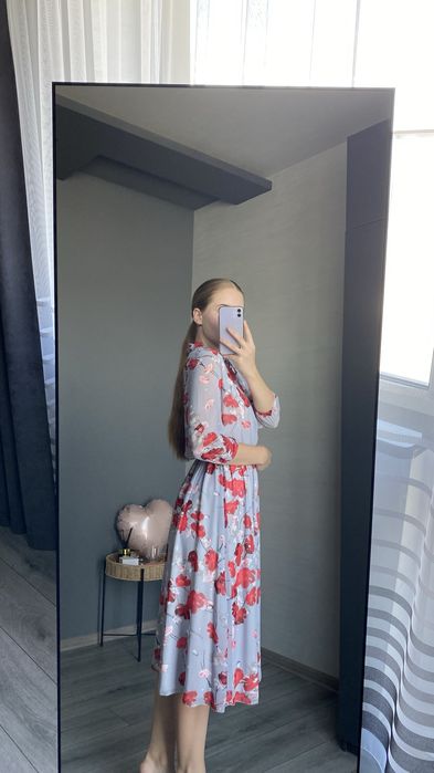 Сукня з принтом в розмірі xs-s