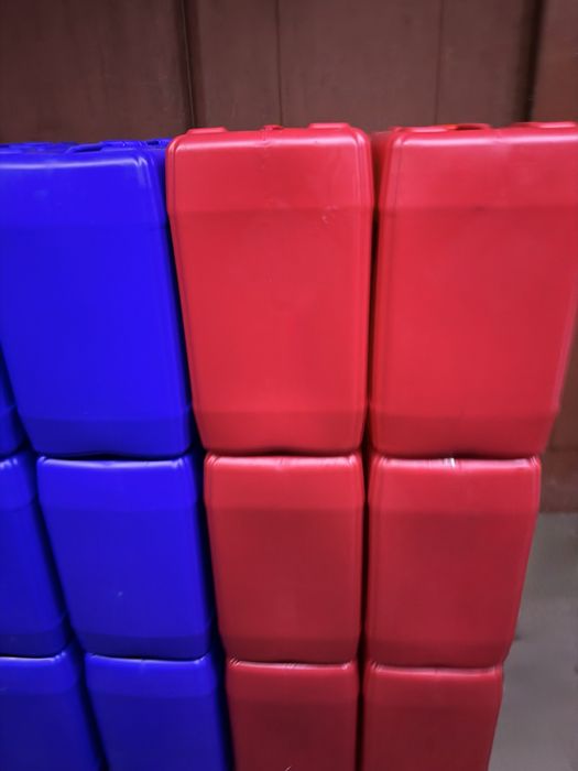 Каністра 20 л - 70 грн (до 5 шт 100 грн)