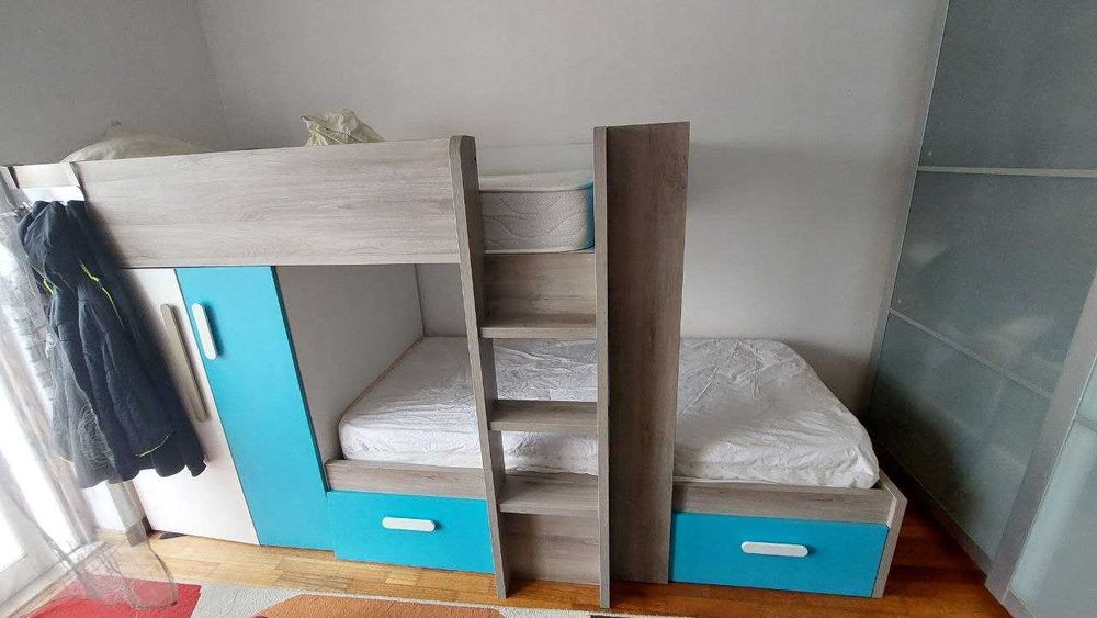 Beliche duplo c/colchões