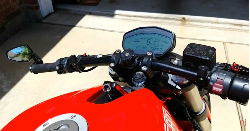 Kit Guiador Rizoma Dragbar e Torres para Ducati 696, 796 e 1100
