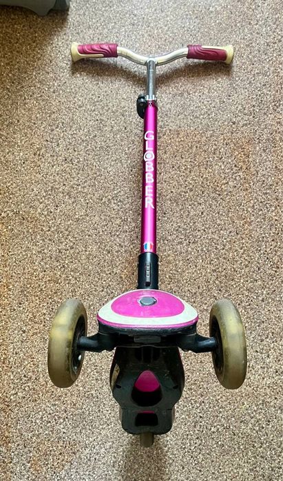 Детский самокат Globber Elite Deluxe Lights Pink