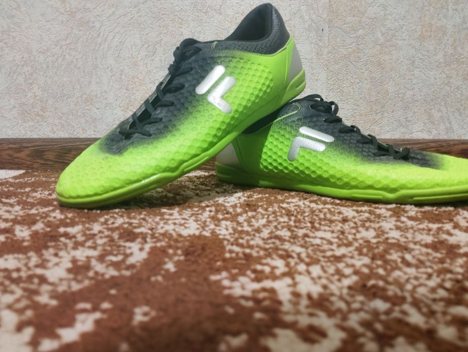 оригинальные футзалки Fila 42-43p