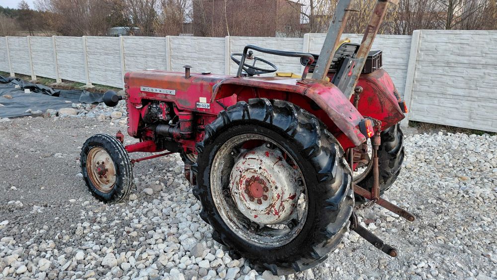 Traktor McCormick D322 International , C330 , MF , C360 , rejestracja!