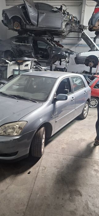 TOYOTA Corolla Hatchback e12 1.4 VVT-i 
Ref: 4ZZ-FE