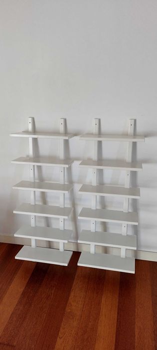 Estante de fixar à parede