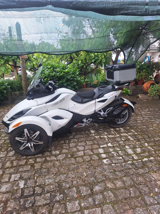 Can Am spyder RSS