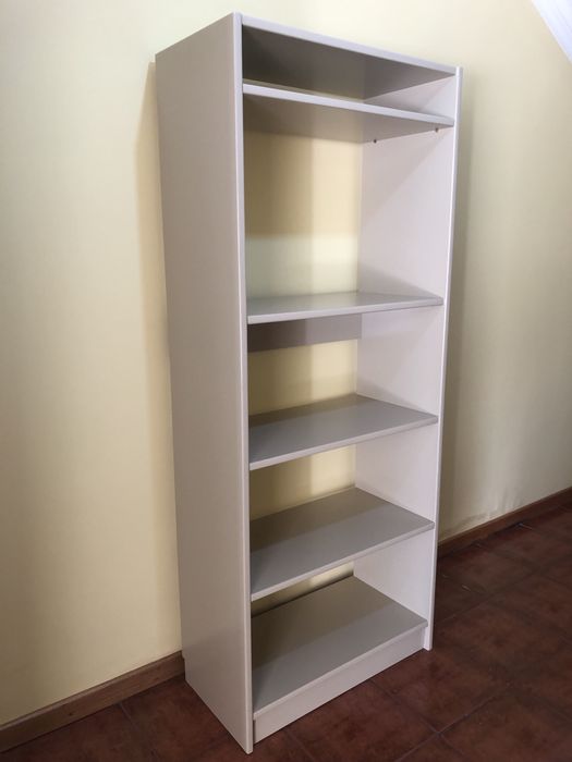Estante para quarto ou escritório