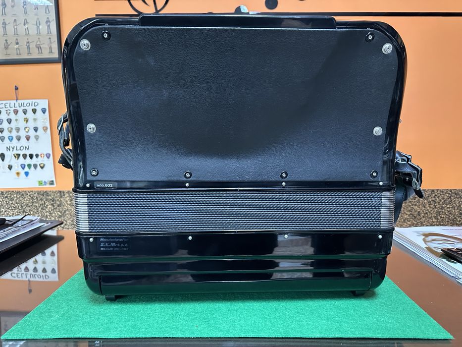 Acordeao Piermaria cromatico 120 baixos midi