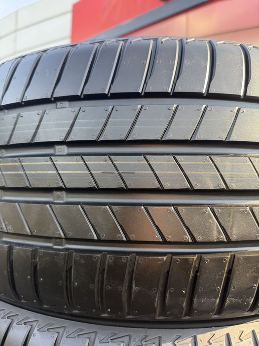 Шини літні 245/40/19 Bridgestone T005 летние шины