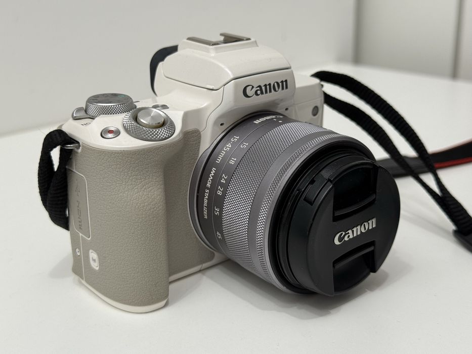 Canon Eos M50 EF-M 15-45mm