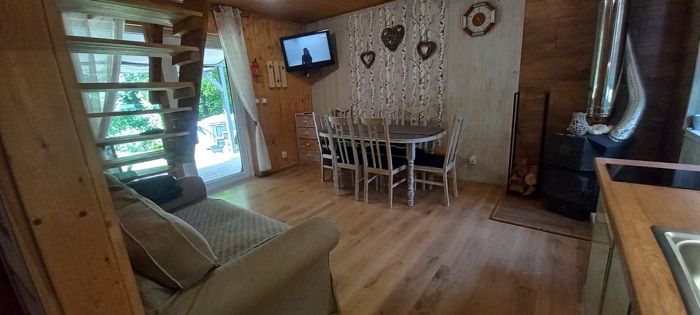 Domek nad samą rzeczką i stawem z sauną i jacuzzi