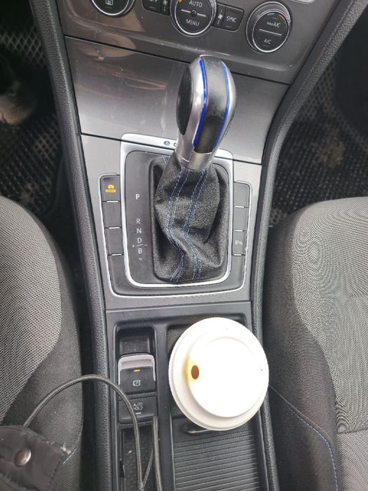 Volkswagen e-Golf 2014