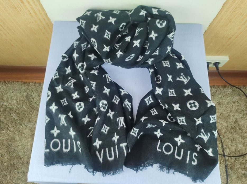 Шарф Louis Vuitton Луи  Вюиттон шарфик